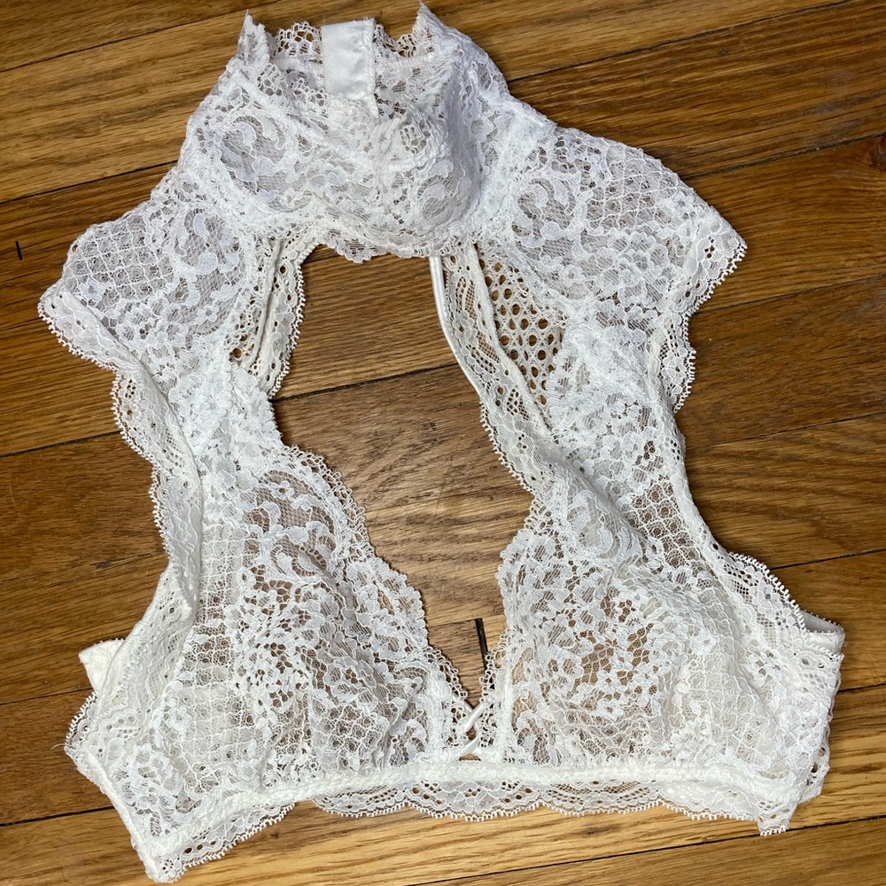 White Lace Choker Bralette Victoria’s Secret M